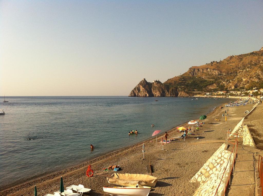 Hotel Pagano SantʼAlessio Siculo Exterior foto