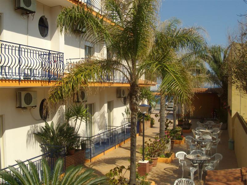Hotel Pagano SantʼAlessio Siculo Exterior foto